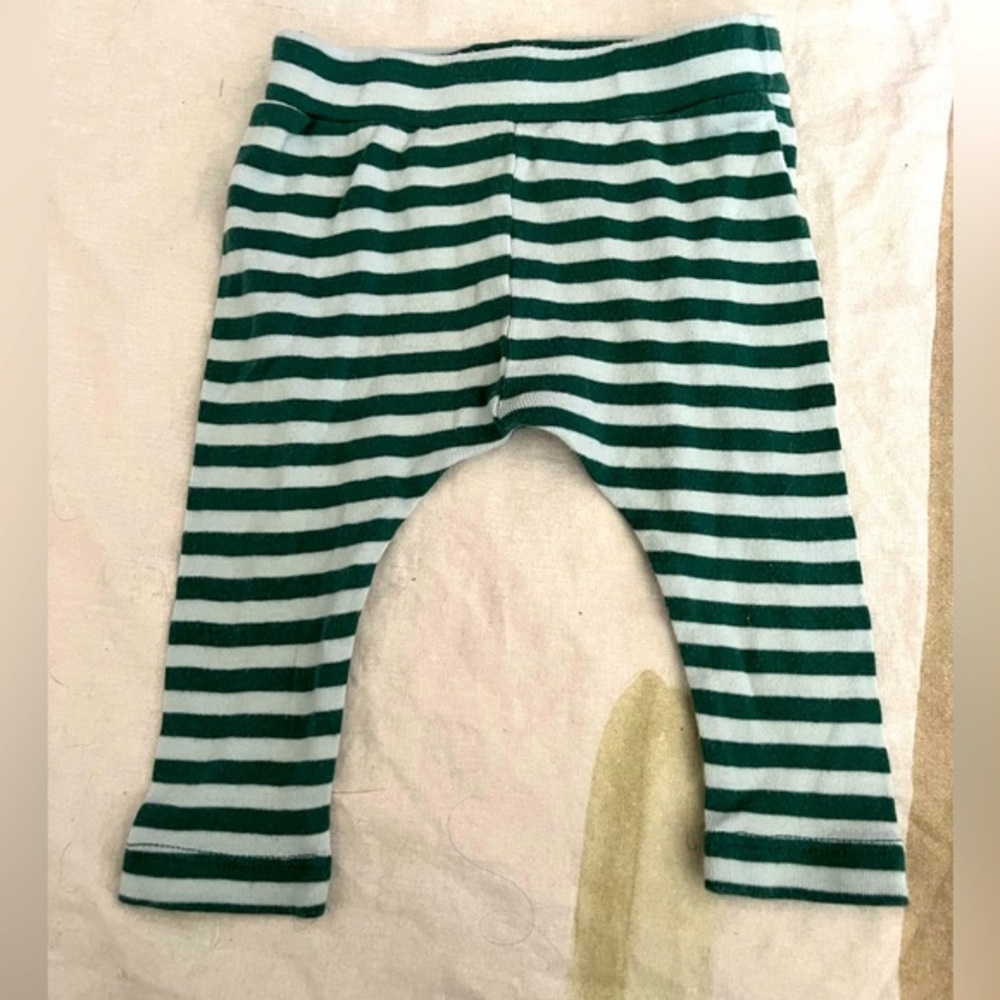 #22 Kate Quinn Striped Leggings 🌵3-6 Months